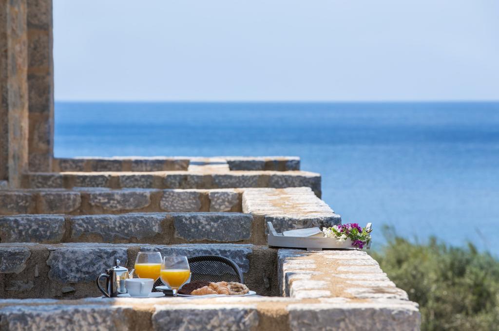 Porto Vitilo Boutique Hotel Karavostasi  Екстер'єр фото